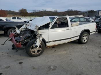  Salvage Chevrolet S-10