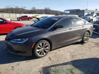  Salvage Chrysler 200