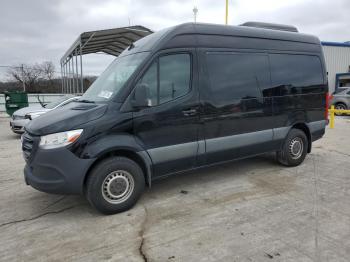  Salvage Mercedes-Benz Sprinter