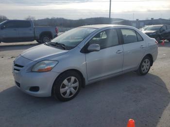  Salvage Toyota Yaris