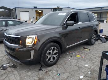  Salvage Kia Telluride