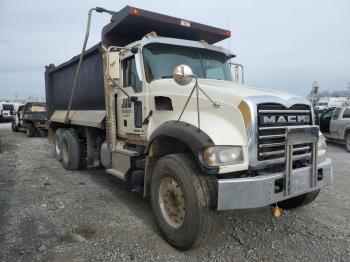  Salvage Mack 700 Gu700