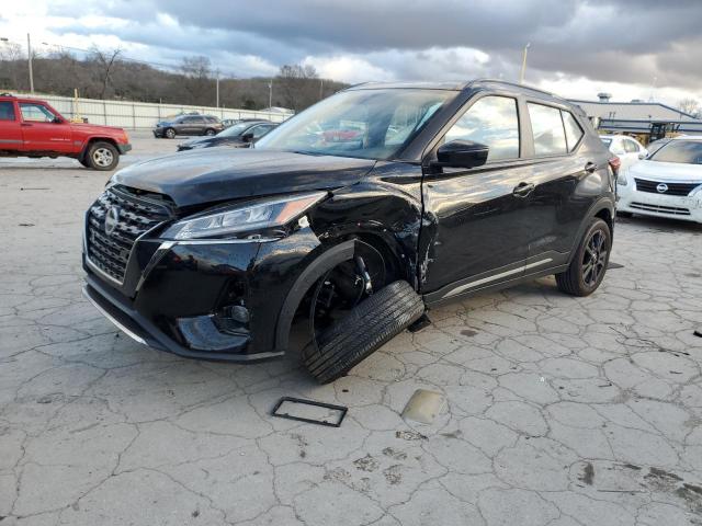  Salvage Nissan Kicks