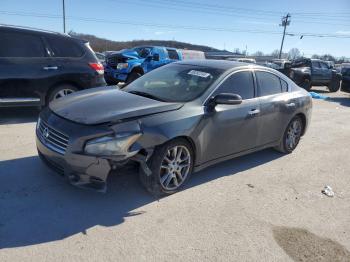  Salvage Nissan Maxima