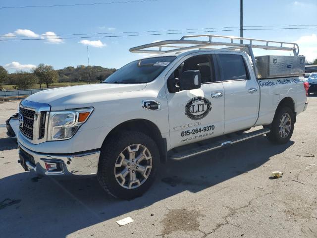  Salvage Nissan Titan