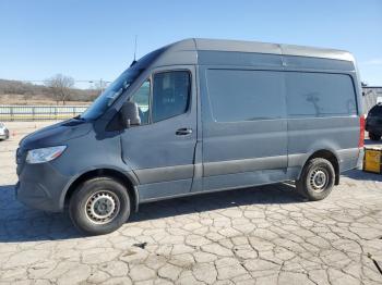  Salvage Mercedes-Benz Sprinter