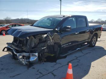  Salvage Nissan Titan