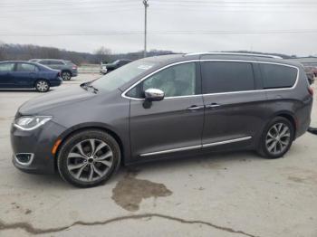  Salvage Chrysler Pacifica