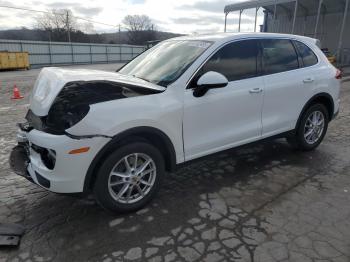  Salvage Porsche Cayenne