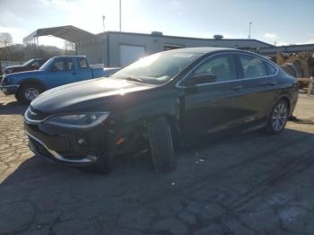  Salvage Chrysler 200