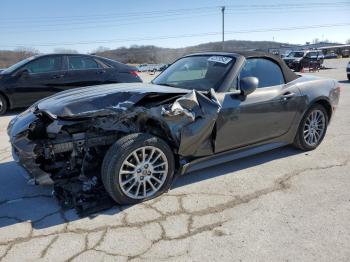  Salvage FIAT 124 Spider