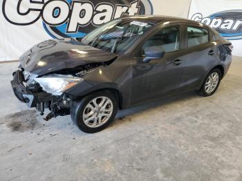  Salvage Toyota Yaris