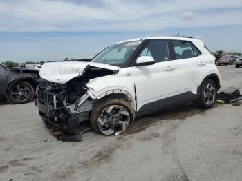  Salvage Hyundai VENUE