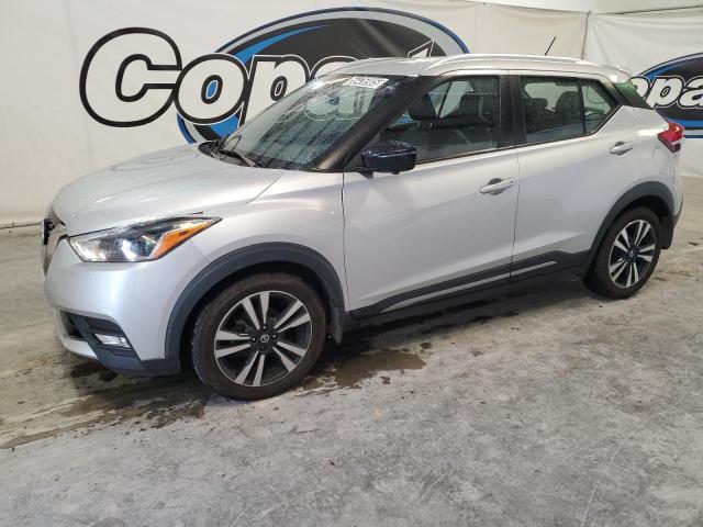  Salvage Nissan Kicks