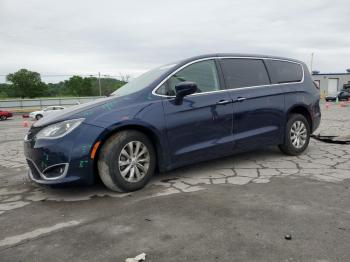  Salvage Chrysler Pacifica