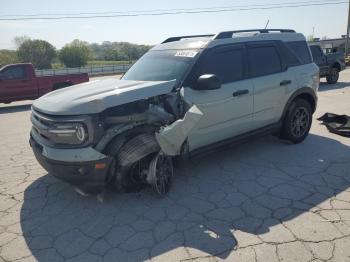  Salvage Ford Bronco