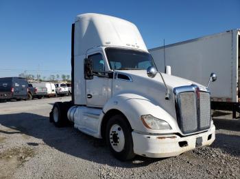  Salvage Kenworth T680