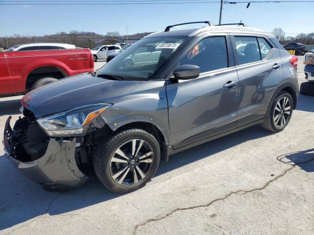  Salvage Nissan Kicks