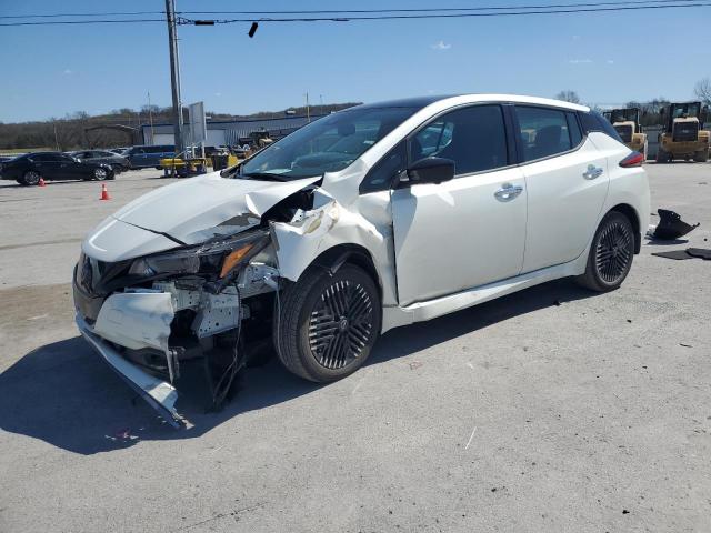  Salvage Nissan LEAF