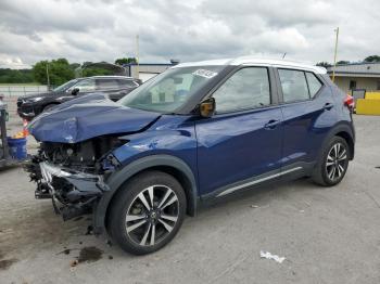  Salvage Nissan Kicks
