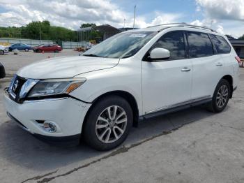  Salvage Nissan Pathfinder