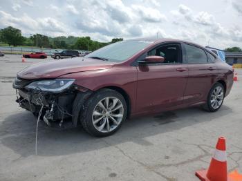  Salvage Chrysler 200