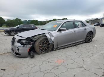  Salvage Chrysler 300