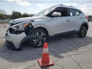  Salvage Nissan Kicks