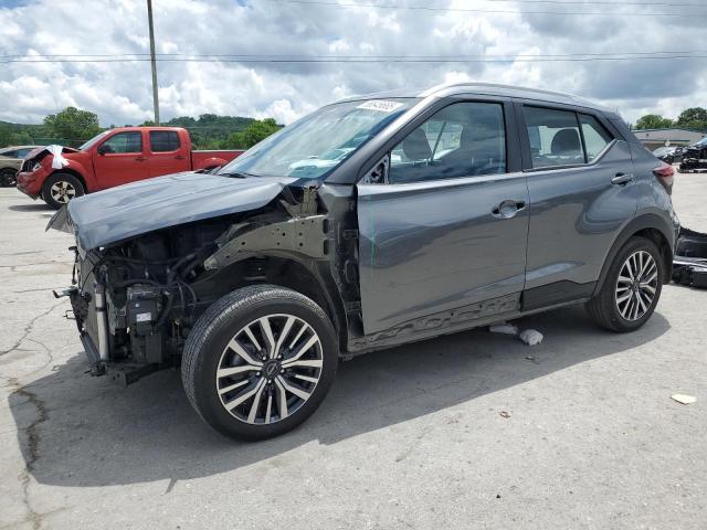  Salvage Nissan Kicks