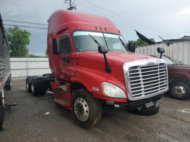  Salvage Freightliner Cascadia 1