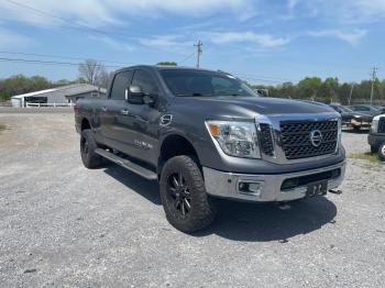  Salvage Nissan Titan