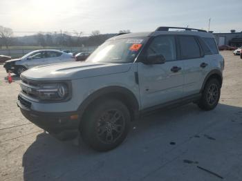 Salvage Ford Bronco