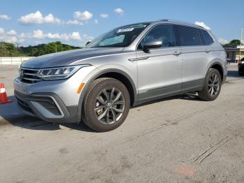  Salvage Volkswagen Tiguan