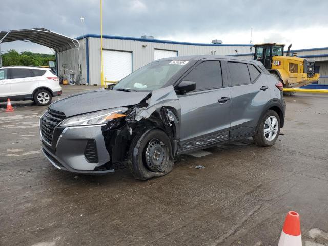  Salvage Nissan Kicks