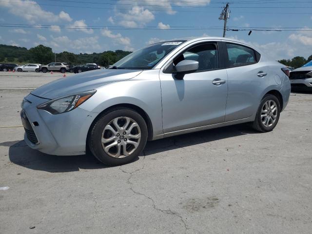  Salvage Toyota Yaris