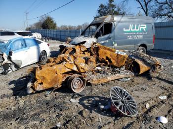  Salvage Ford Mustang