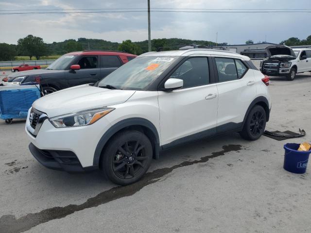  Salvage Nissan Kicks