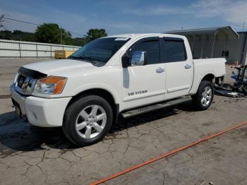  Salvage Nissan Titan