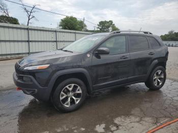  Salvage Jeep Cherokee