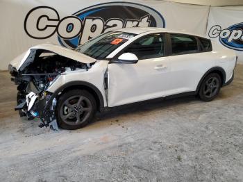  Salvage Kia K4 Lx