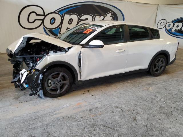  Salvage Kia K4 Lx