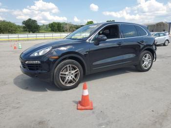  Salvage Porsche Cayenne