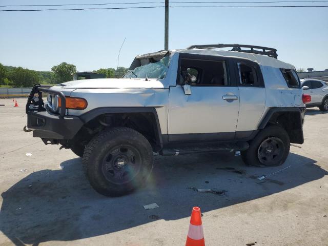  Salvage Toyota FJ Cruiser