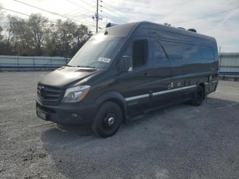  Salvage Mercedes-Benz Sprinter