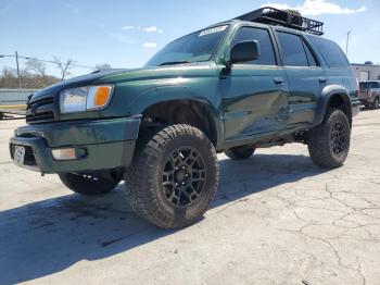  Salvage Toyota 4Runner