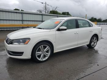  Salvage Volkswagen Passat
