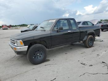  Salvage Toyota Pickup