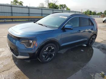  Salvage Kia Niro