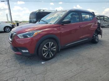  Salvage Nissan Kicks