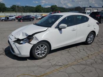  Salvage Toyota Yaris